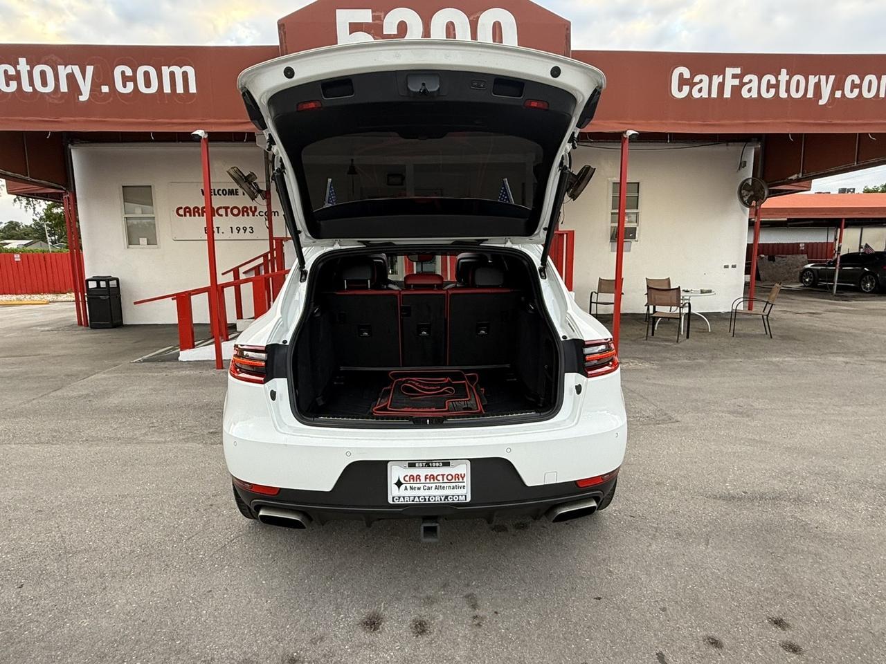 2018 Porsche Macan Hollywood FL