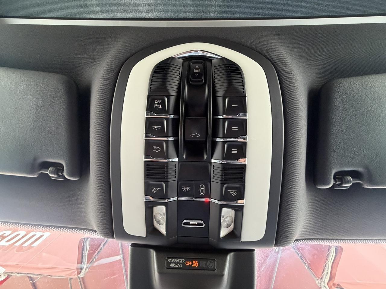 2018 Porsche Macan Hollywood FL