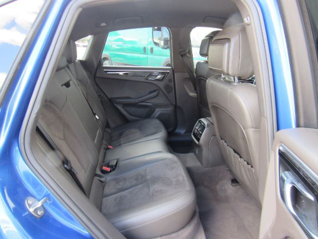 2018 Porsche Macan 4C Plano TX