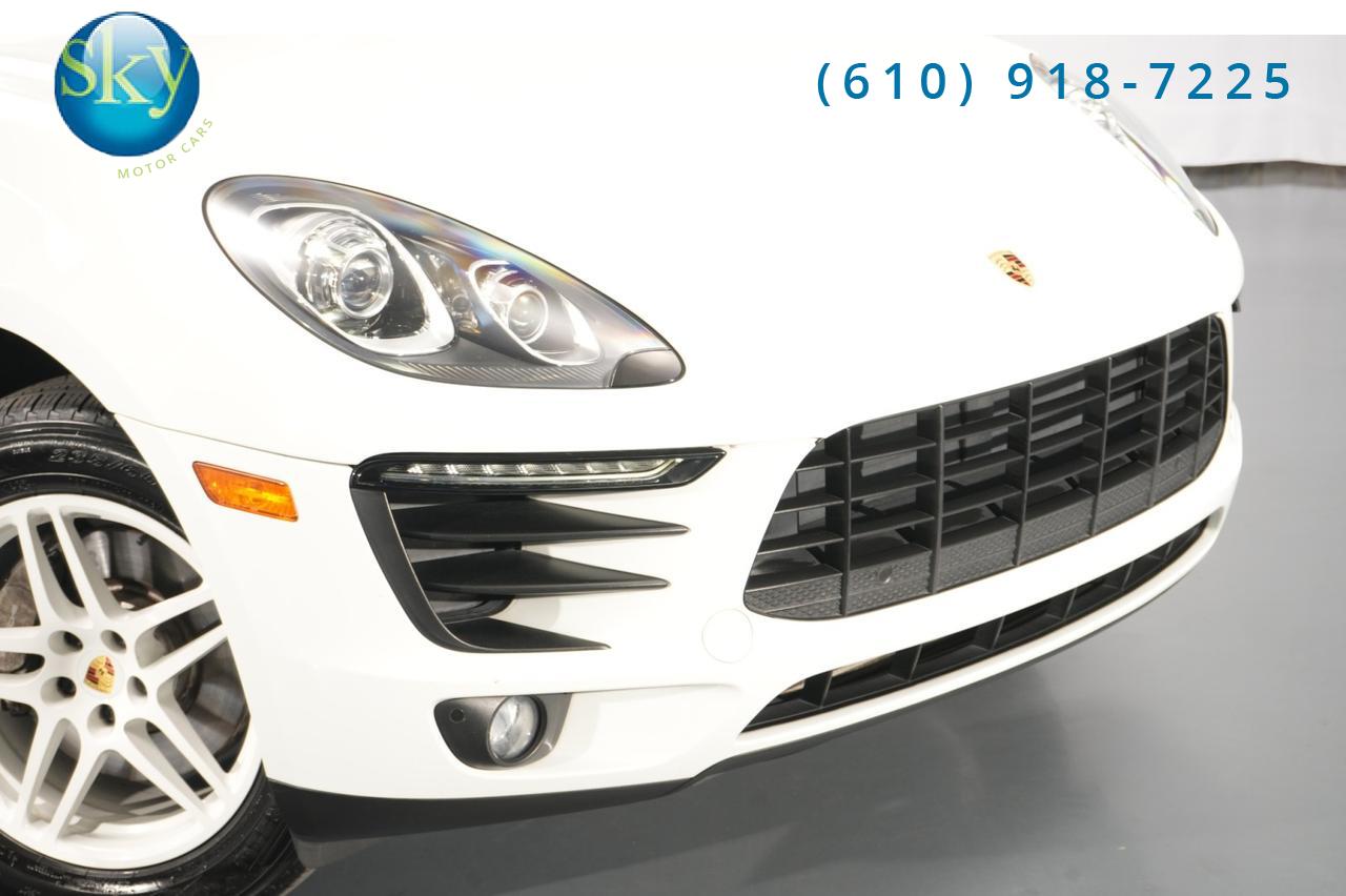 2018 Porsche Macan AWD West Chester PA