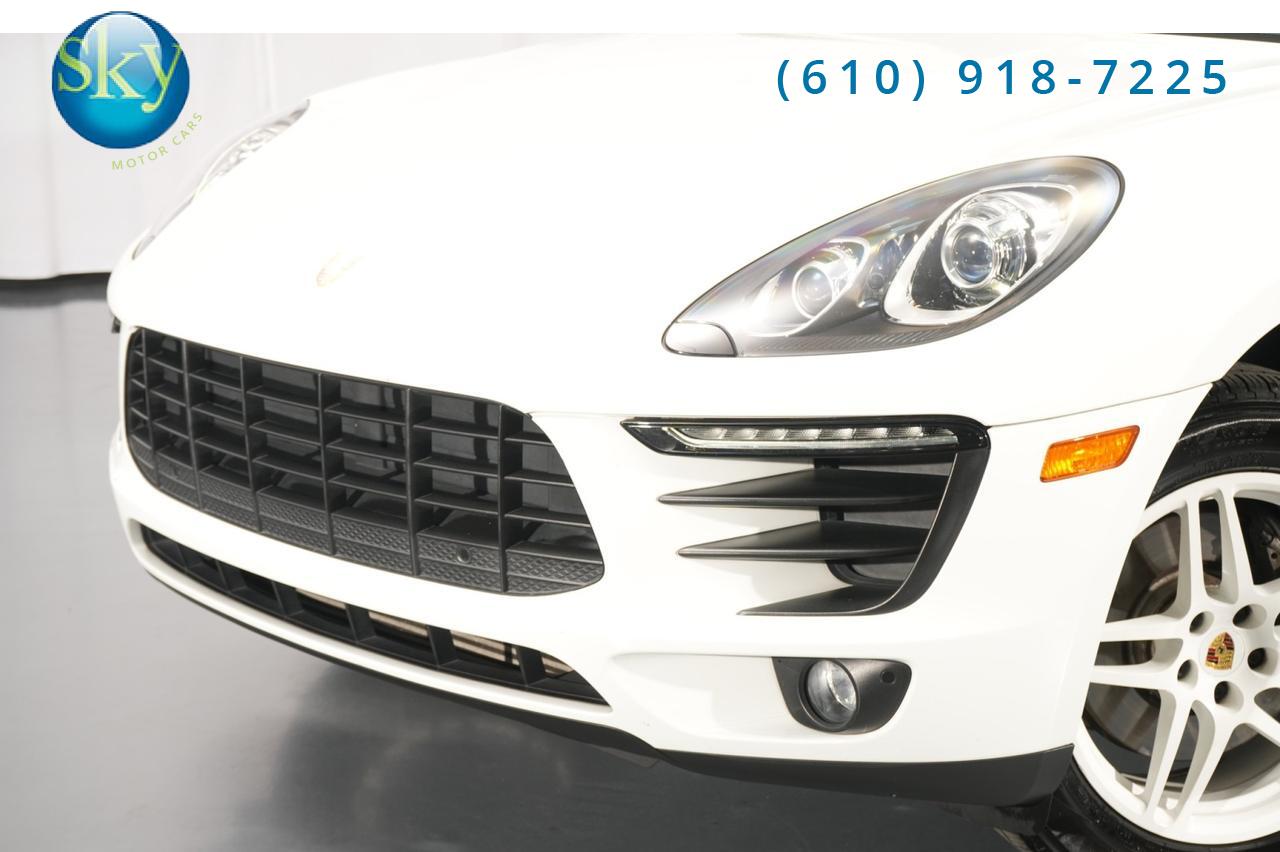 2018 Porsche Macan AWD