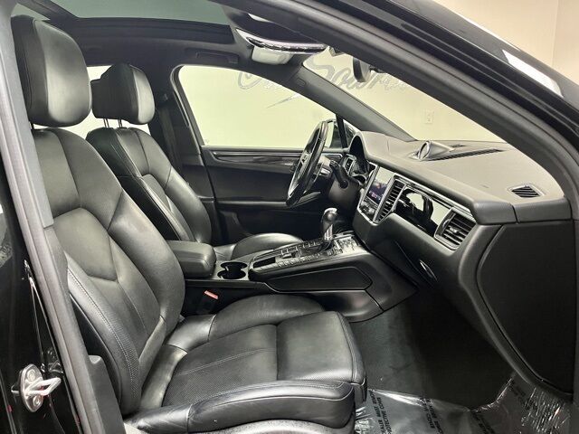 2018 Porsche Macan Base Dallas TX