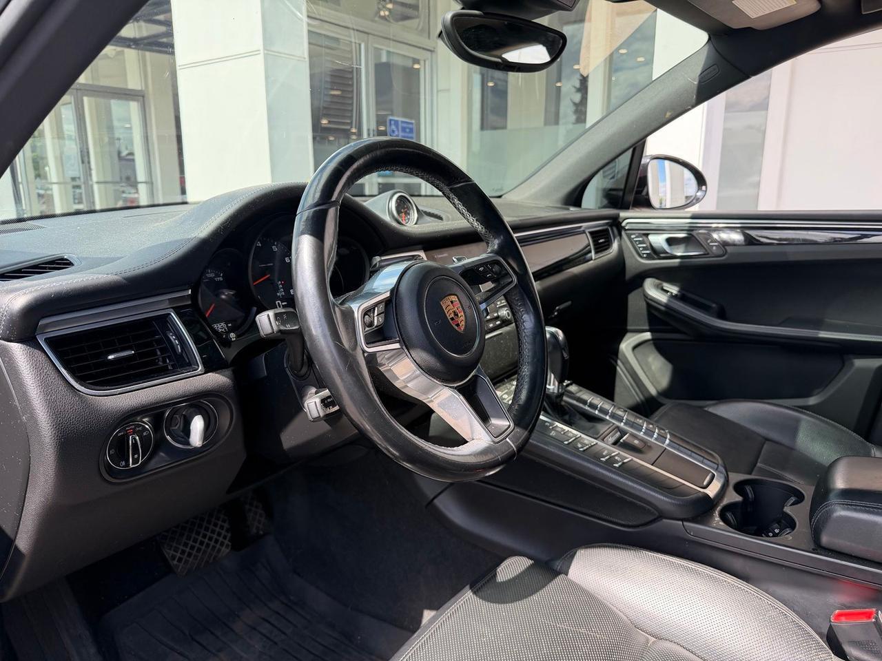 2018 Porsche Macan Base Gladstone OR