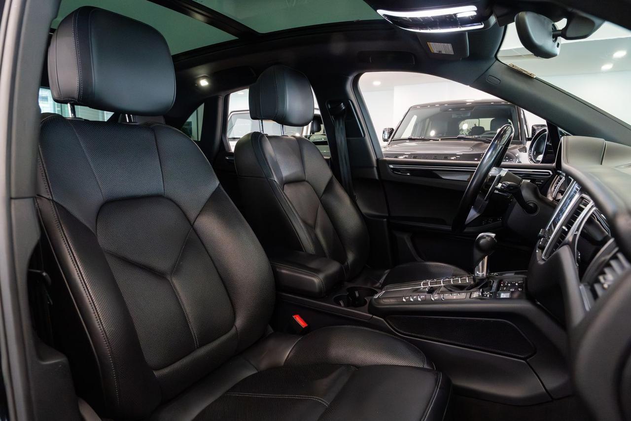 2018 Porsche Macan Base Gladstone OR