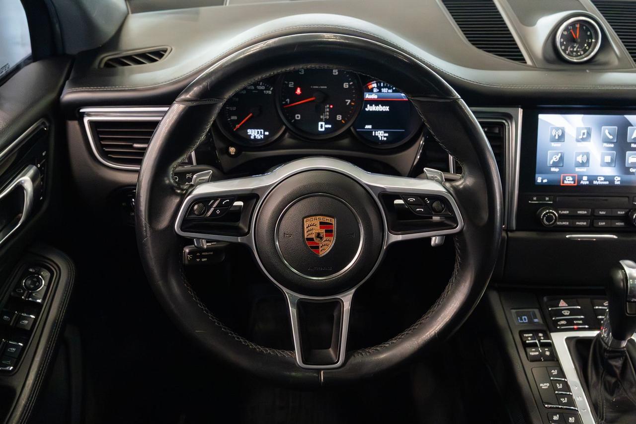 2018 Porsche Macan Base Gladstone OR