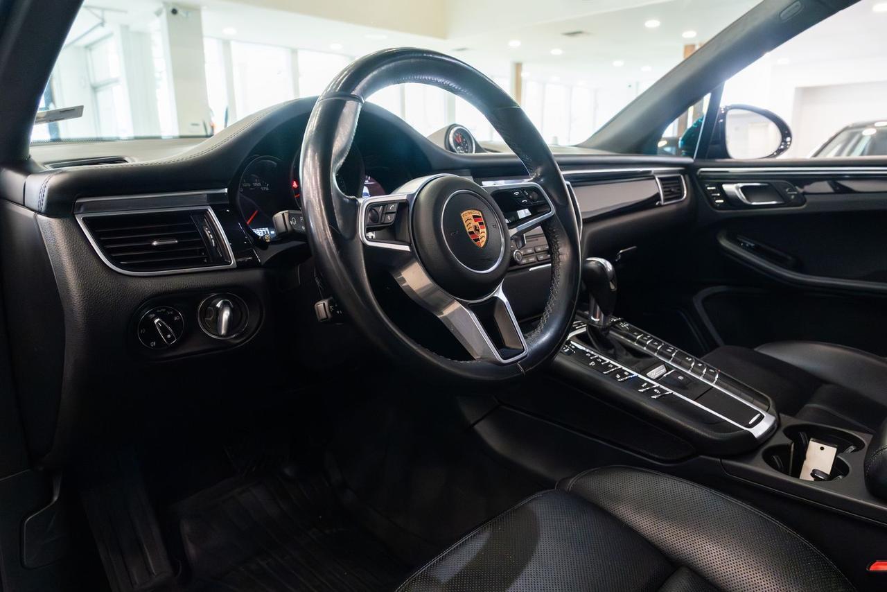 2018 Porsche Macan Base Gladstone OR