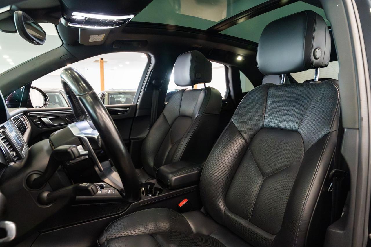2018 Porsche Macan Base Gladstone OR