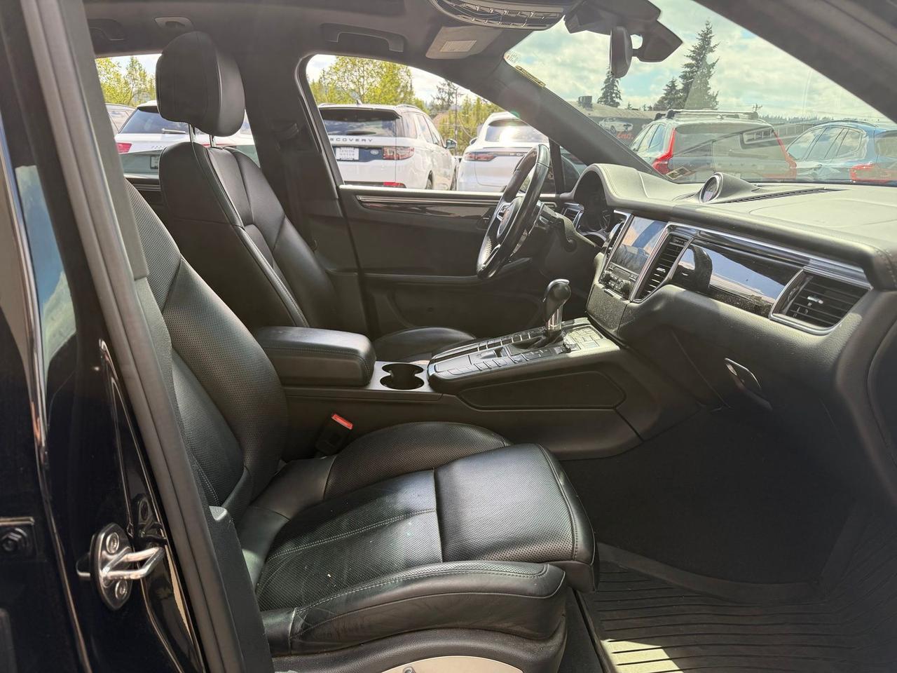 2018 Porsche Macan Base Gladstone OR