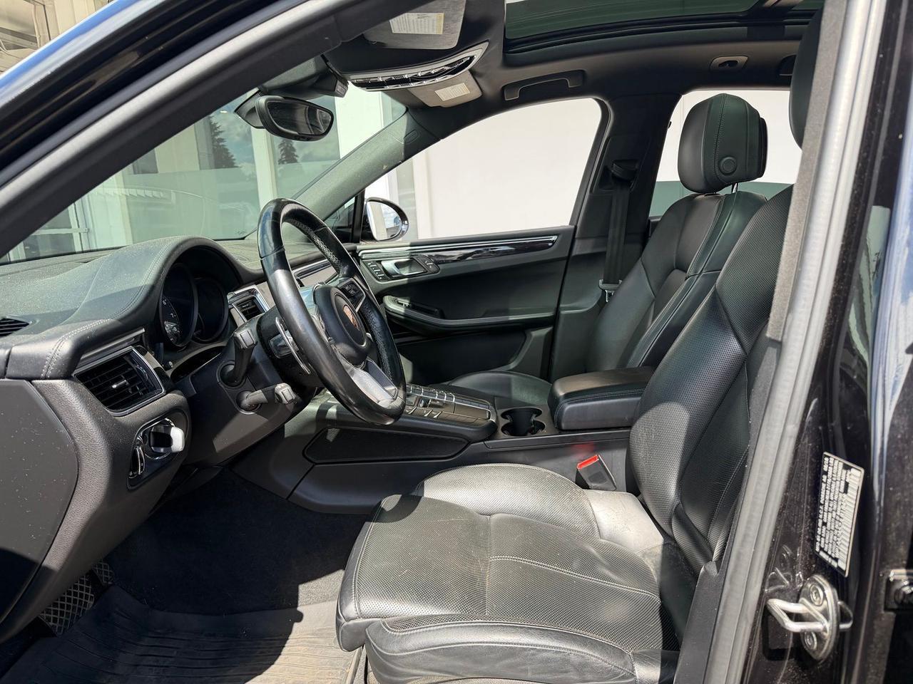 2018 Porsche Macan Base Gladstone OR