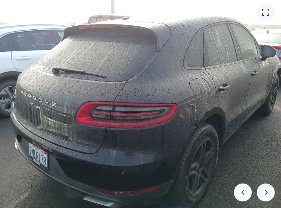 2018 Porsche Macan Base OR