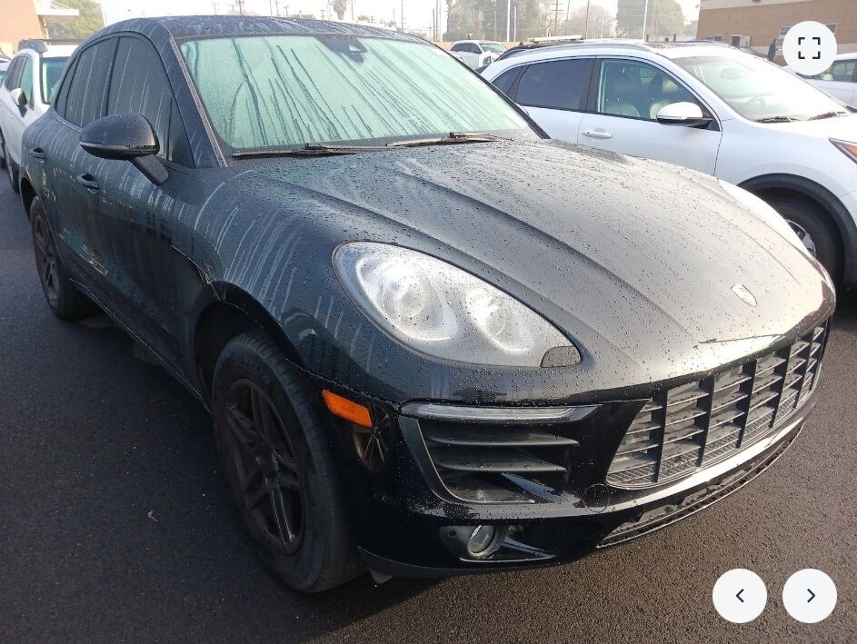 2018 Porsche Macan Base OR