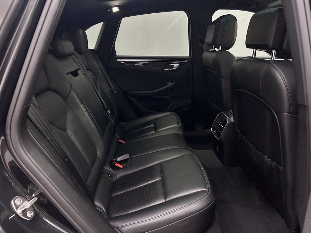 2018 Porsche Macan Base Portland OR
