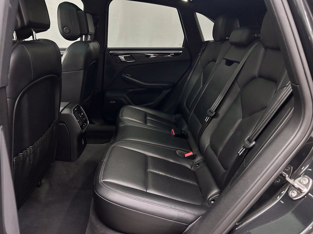 2018 Porsche Macan Base Portland OR
