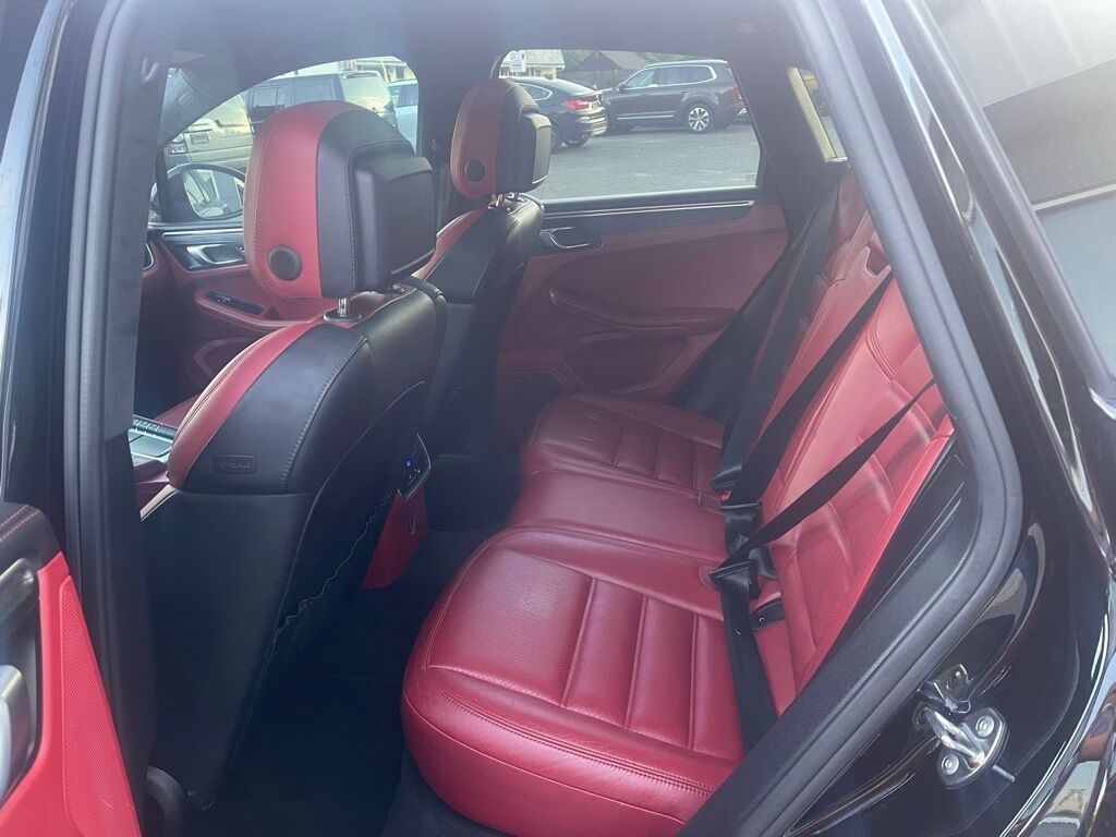 2018 Porsche Macan GTS Orange MA
