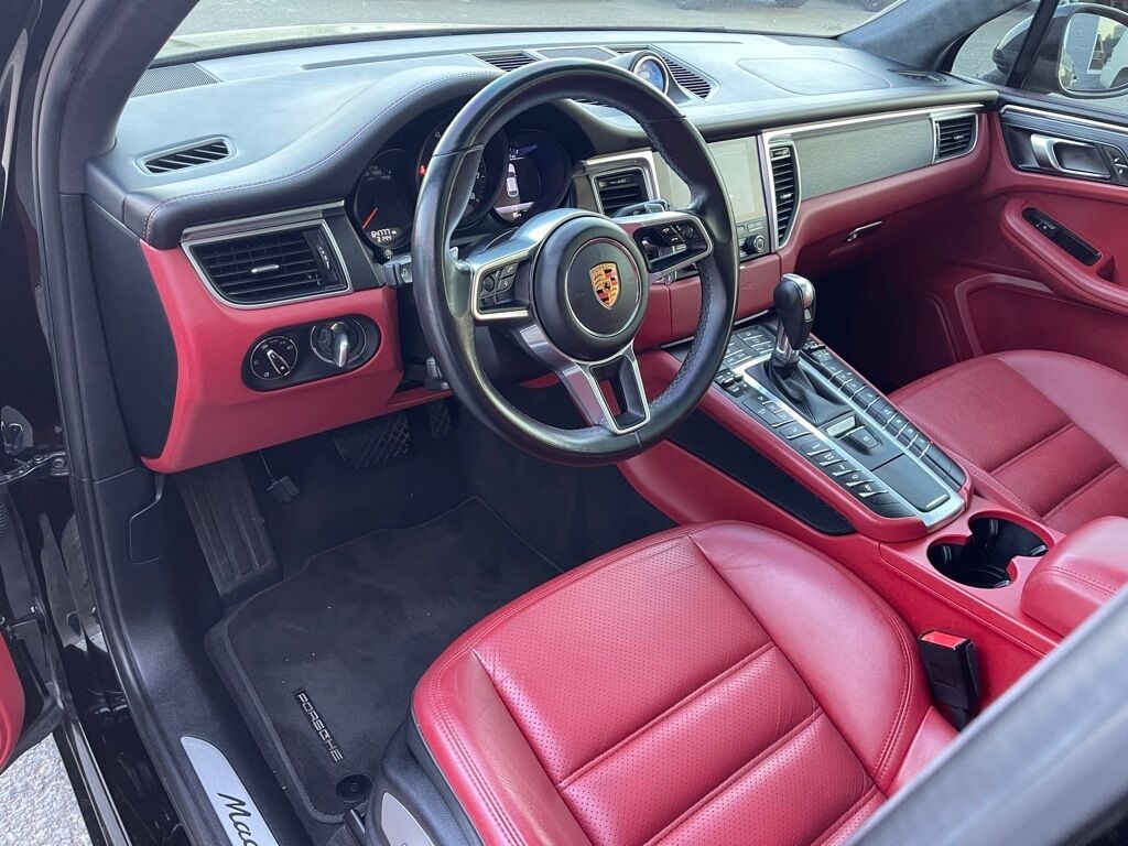 2018 Porsche Macan GTS Orange MA