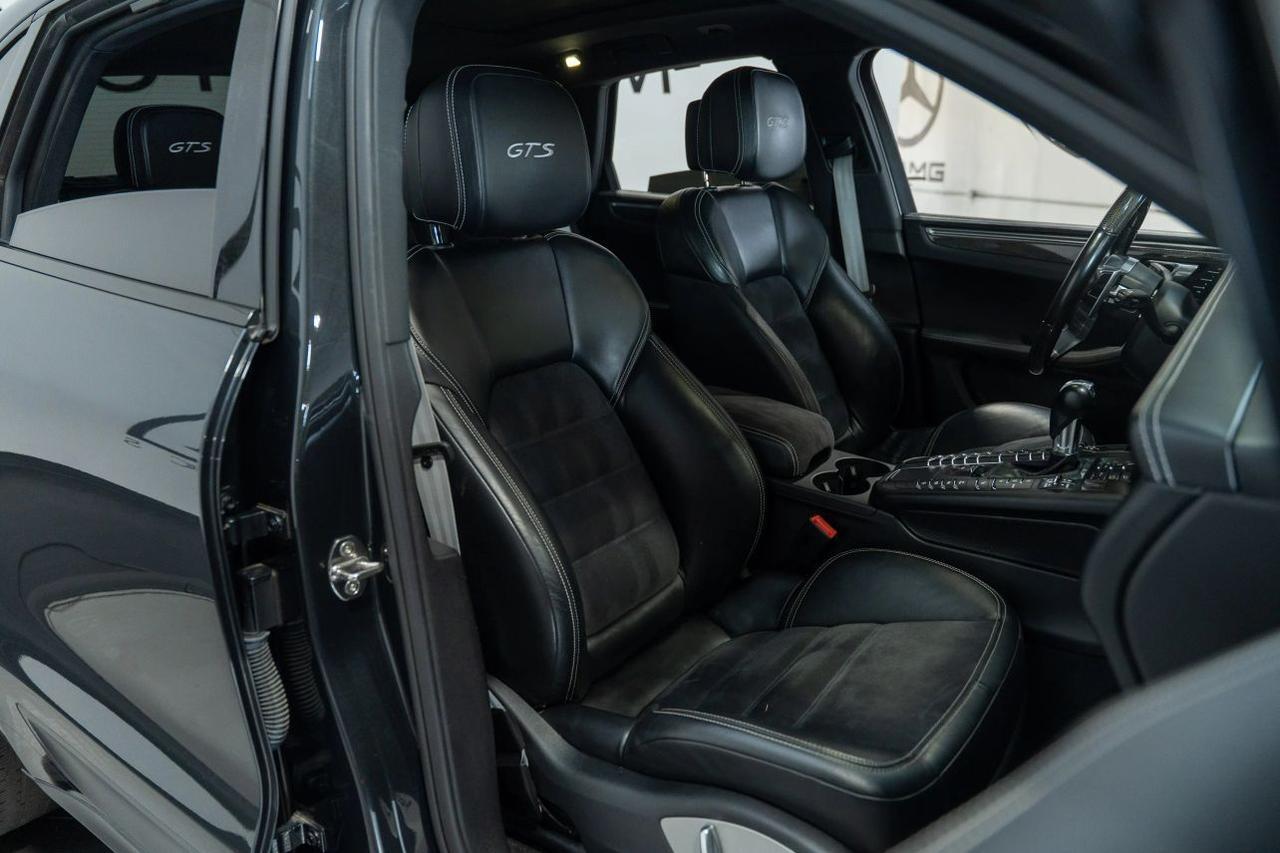 2018 Porsche Macan GTS Sport Utility 4D St. Louis MO