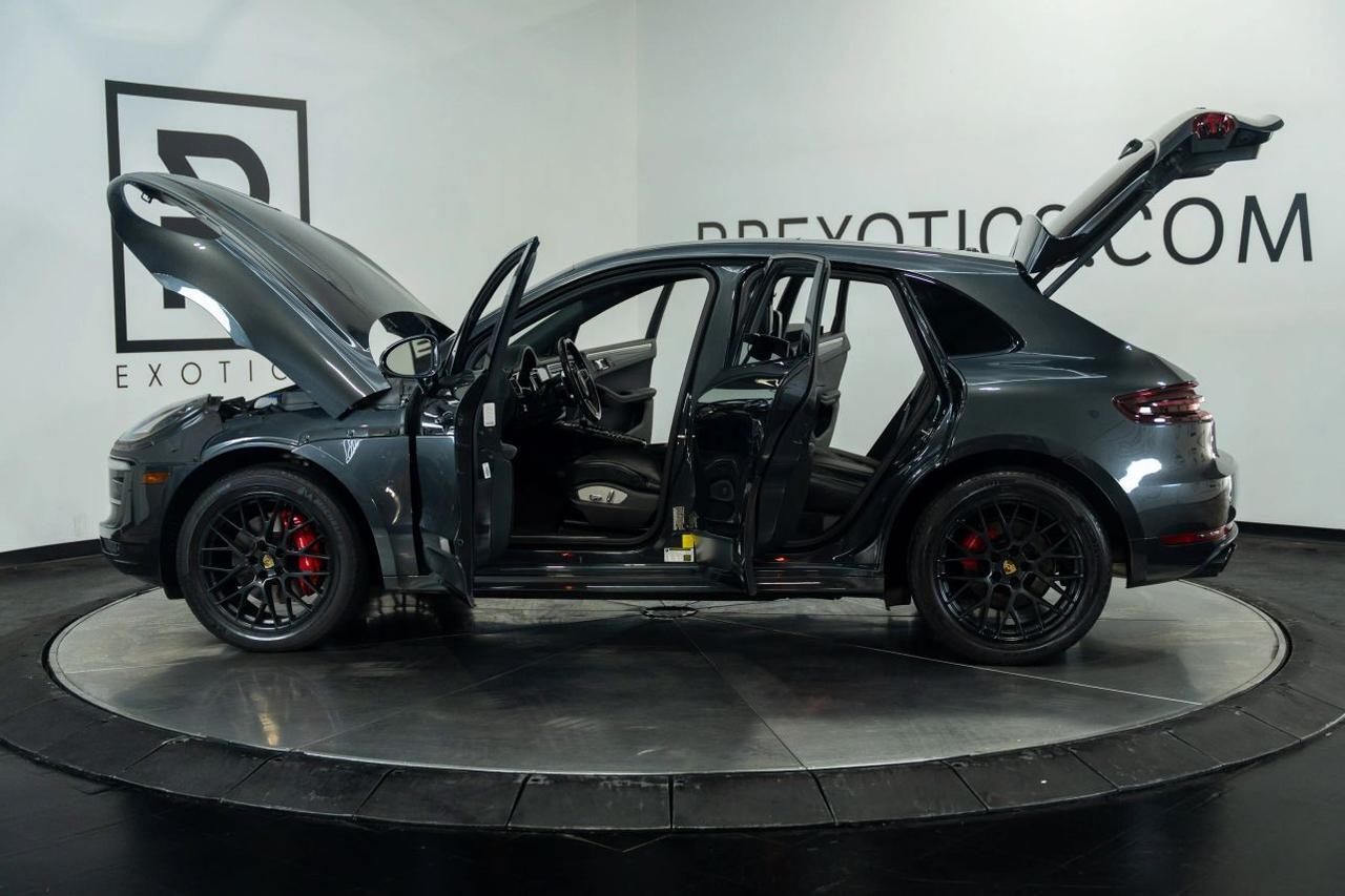 2018 Porsche Macan GTS Sport Utility 4D St. Louis MO