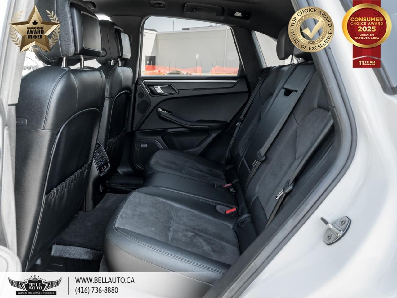 2018 Porsche Macan PANORAMIC ROOF | BACKUP CAMERA | POWER AND HEATED SEAT | AWD | CD PLAYER | LOW KMS Toronto ON