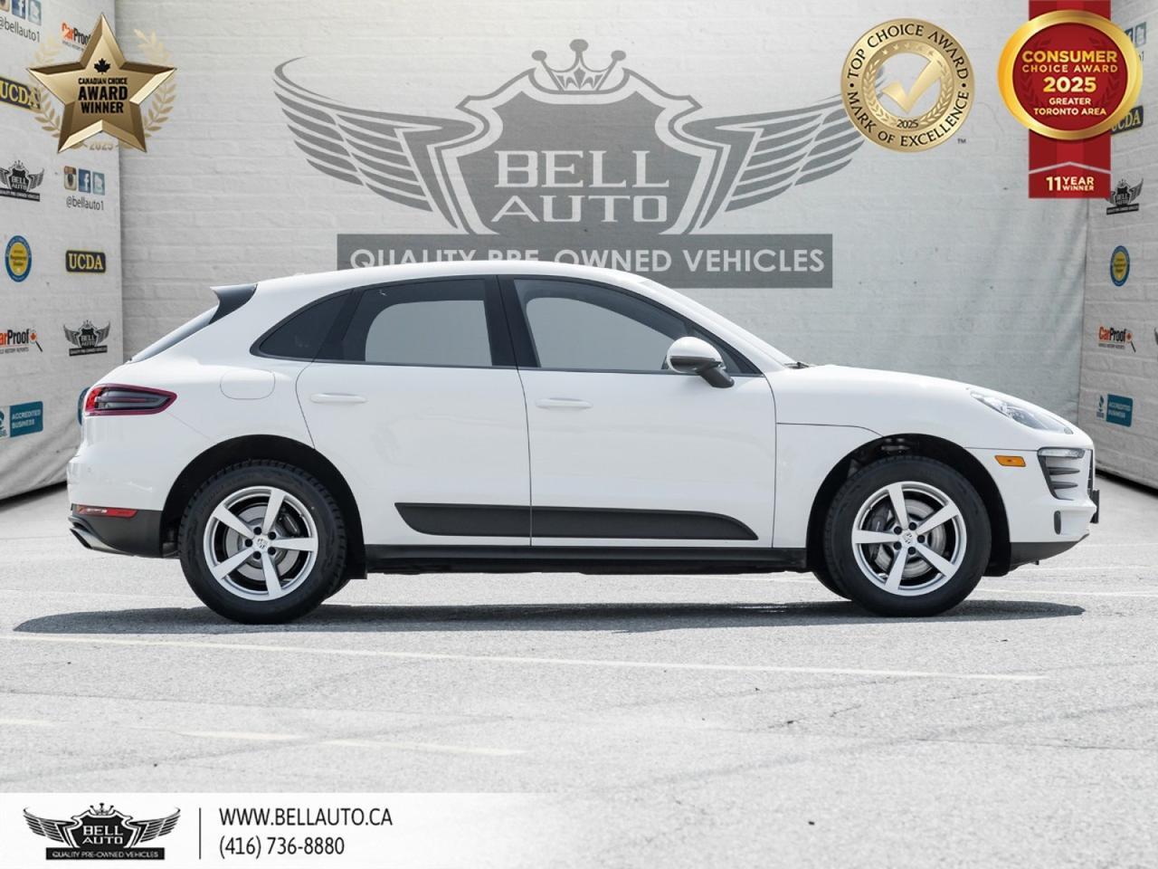 2018 Porsche Macan PANORAMIC ROOF | BACKUP CAMERA | POWER AND HEATED SEAT | AWD | CD PLAYER | LOW KMS Toronto ON