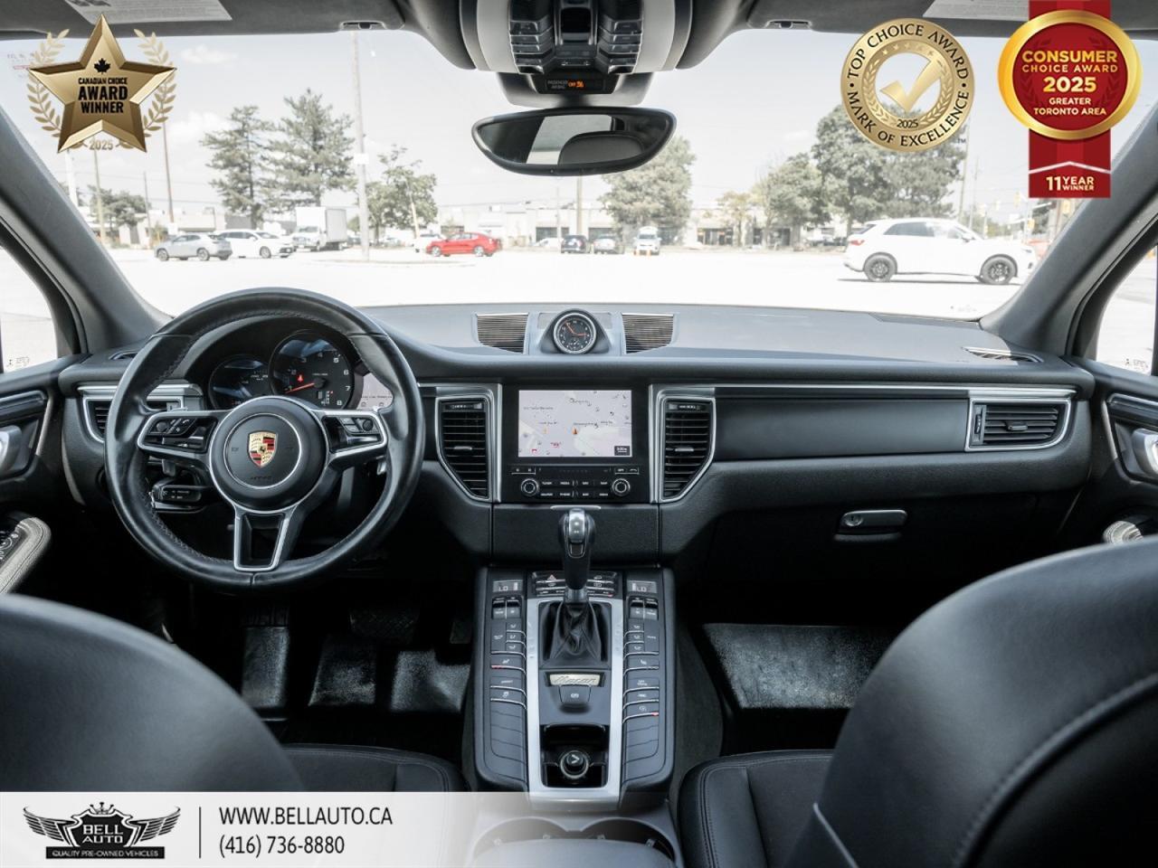 2018 Porsche Macan PANORAMIC ROOF | BACKUP CAMERA | POWER AND HEATED SEAT | AWD | CD PLAYER | LOW KMS Toronto ON