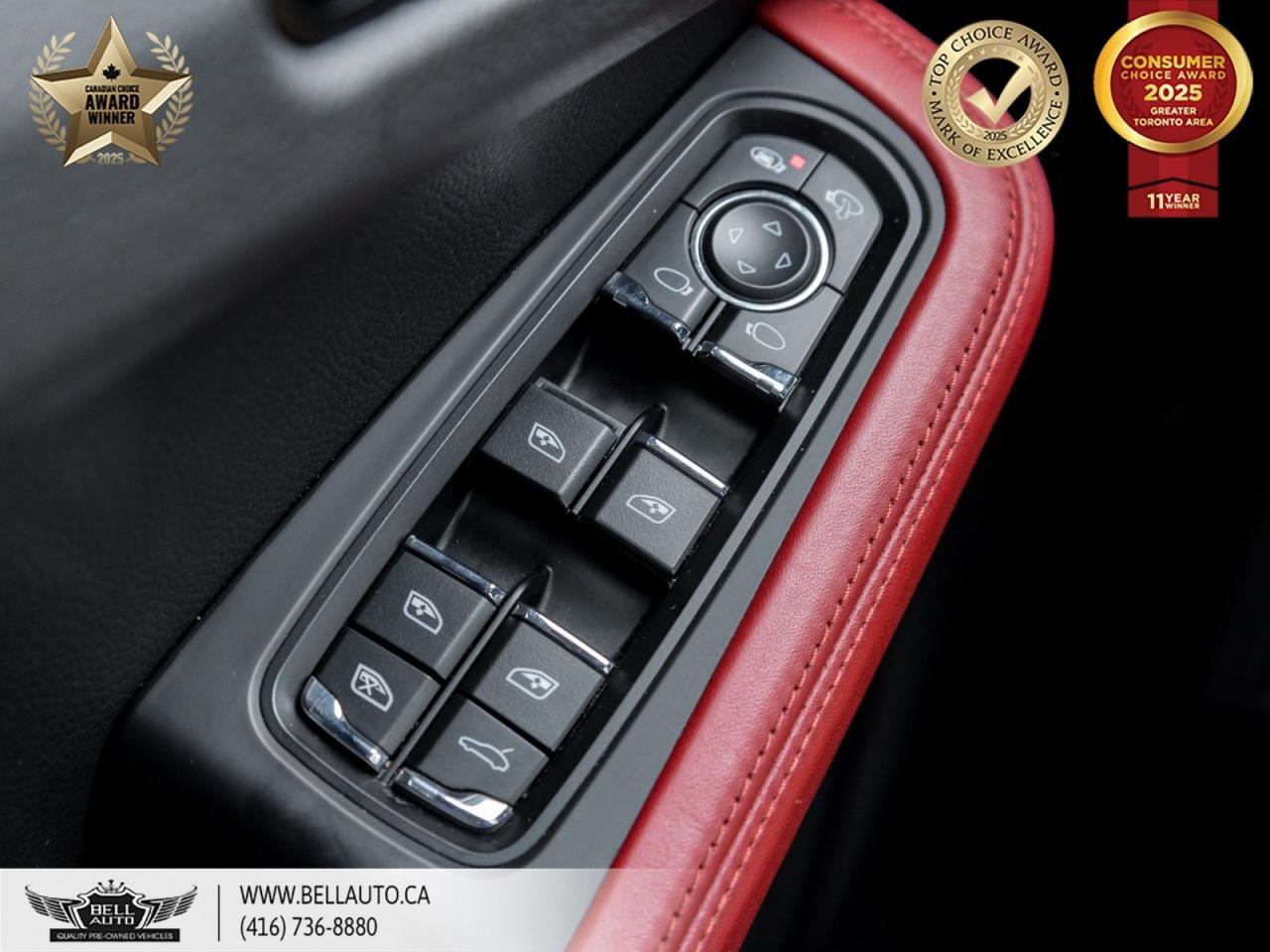 2018 Porsche Macan RED LEATHER | PANORAMIC SUNROOF | LANE DEPARTURE | BACKUPCAMERA | POWER SEATS | NAVI | NO ACCIDENT Toronto ON