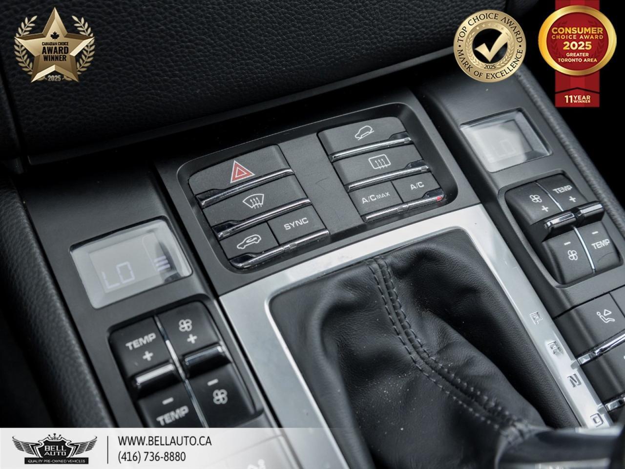 2018 Porsche Macan RED LEATHER | PANORAMIC SUNROOF | LANE DEPARTURE | BACKUPCAMERA | POWER SEATS | NAVI | NO ACCIDENT Toronto ON