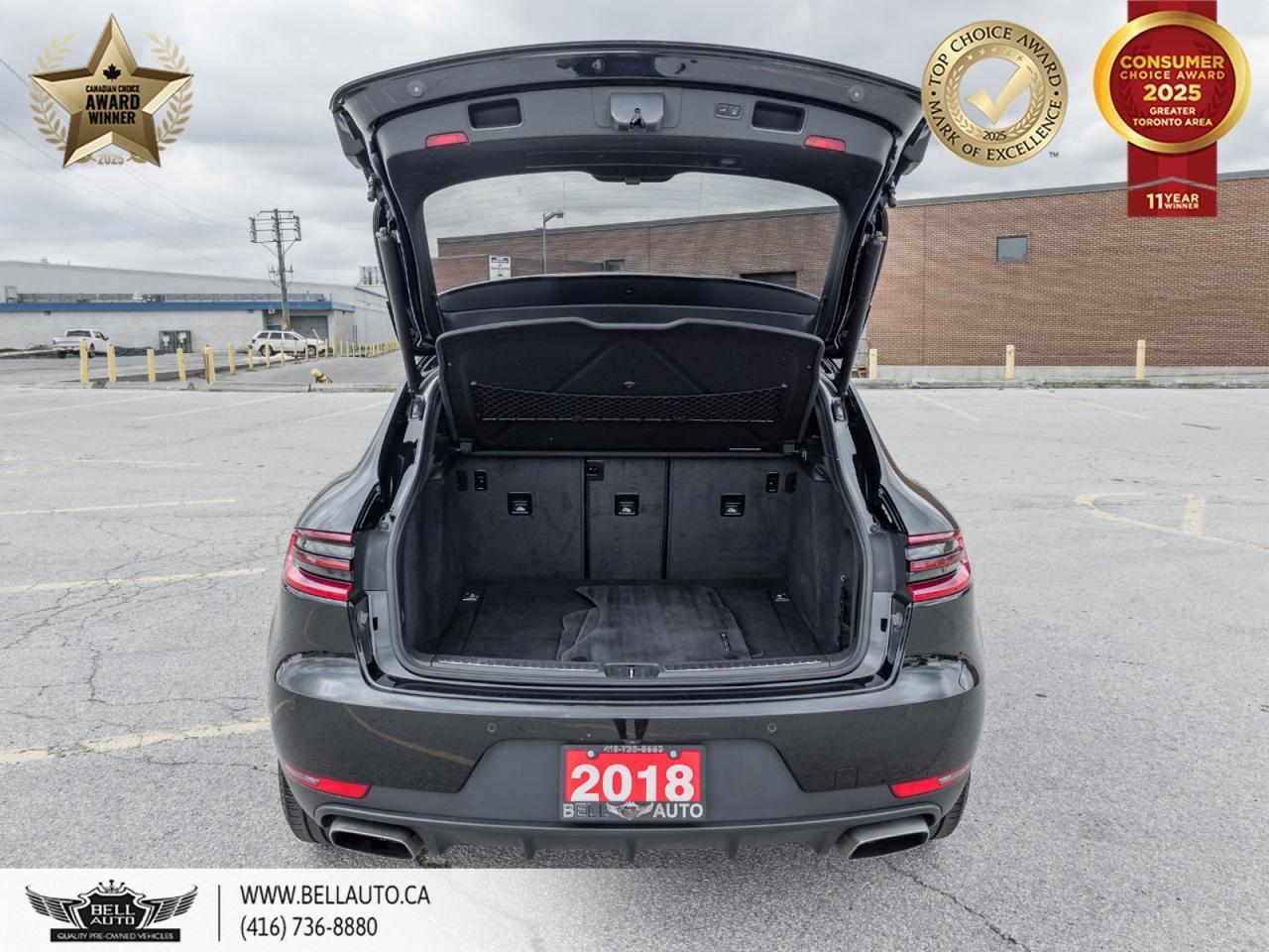 2018 Porsche Macan RED LEATHER | PANORAMIC SUNROOF | LANE DEPARTURE | BACKUPCAMERA | POWER SEATS | NAVI | NO ACCIDENT Toronto ON