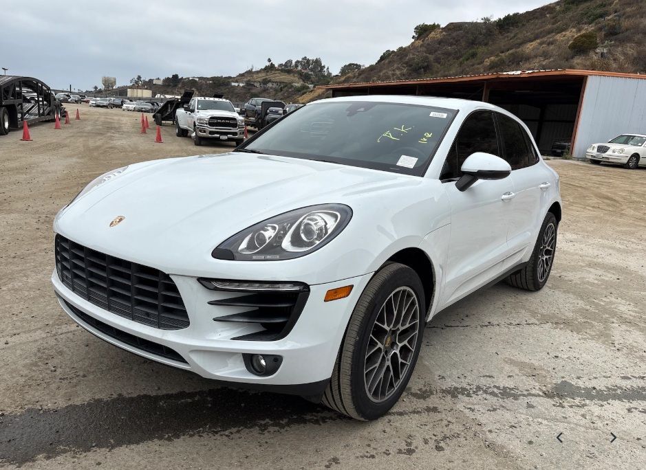 2018 Porsche Macan S