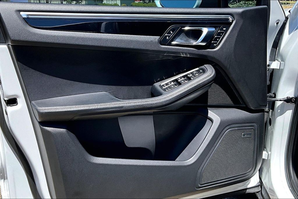 2018 Porsche Macan S OR