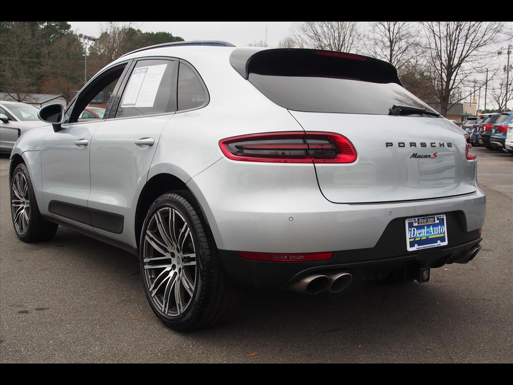 2018 Porsche Macan S