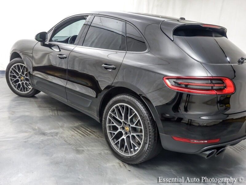 2018 Porsche Macan Sport Edition Willowbrook IL