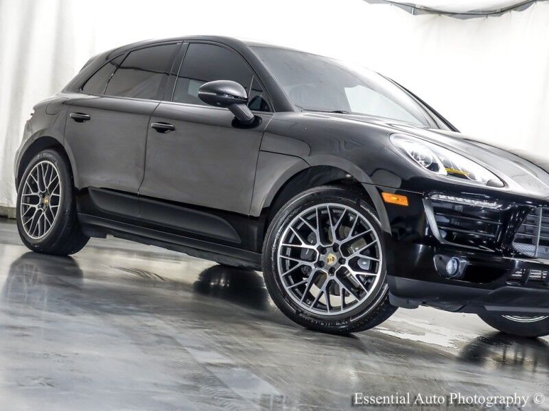 2018 Porsche Macan Sport Edition Willowbrook IL