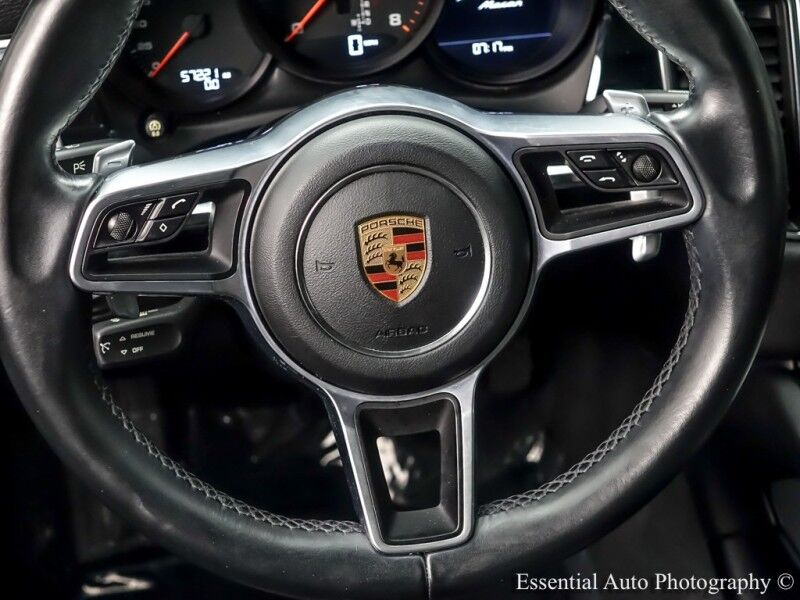 2018 Porsche Macan Sport Edition Willowbrook IL