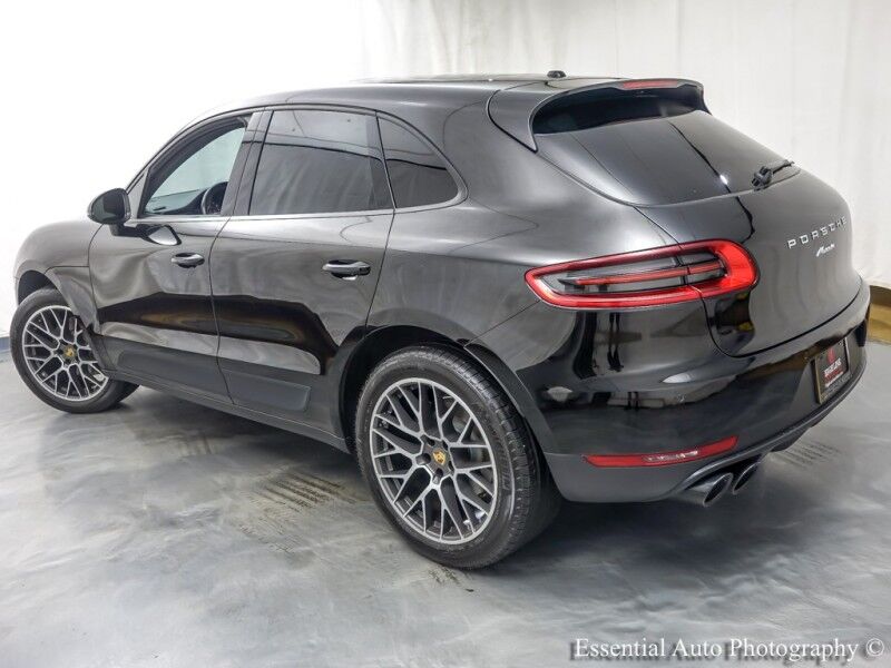 2018 Porsche Macan Sport Edition Willowbrook IL