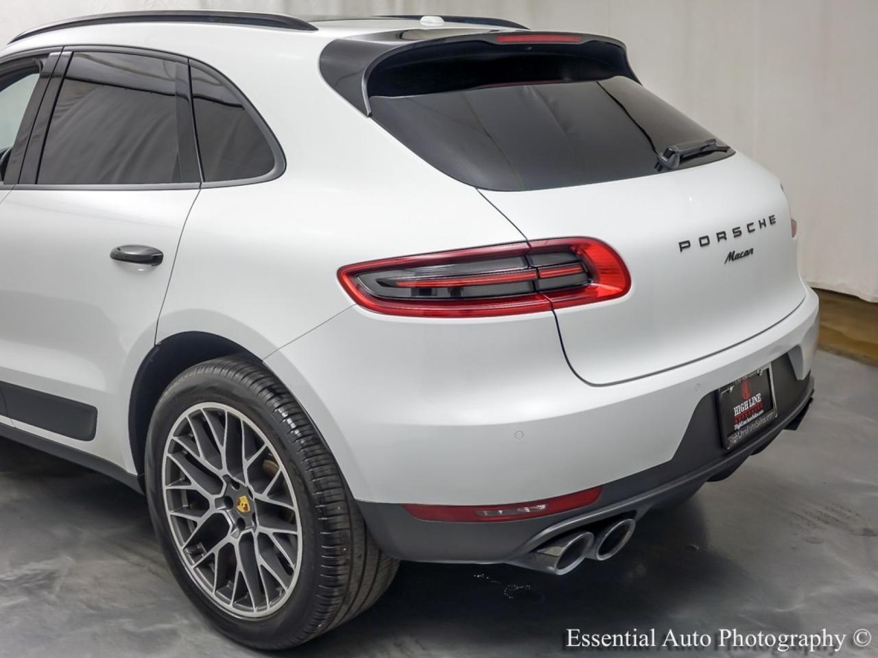 2018 Porsche Macan Sport Edition Willowbrook IL