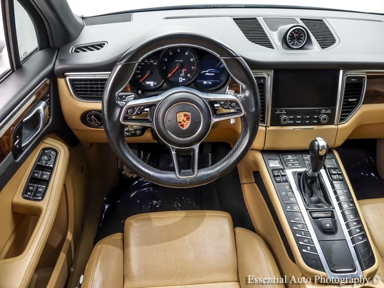 2018 Porsche Macan Sport Edition Willowbrook IL
