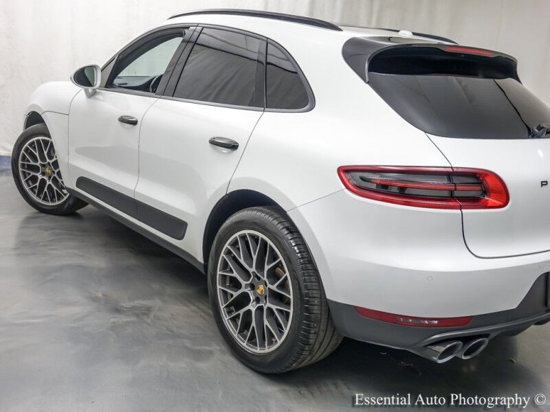 2018 Porsche Macan Sport Edition Willowbrook IL