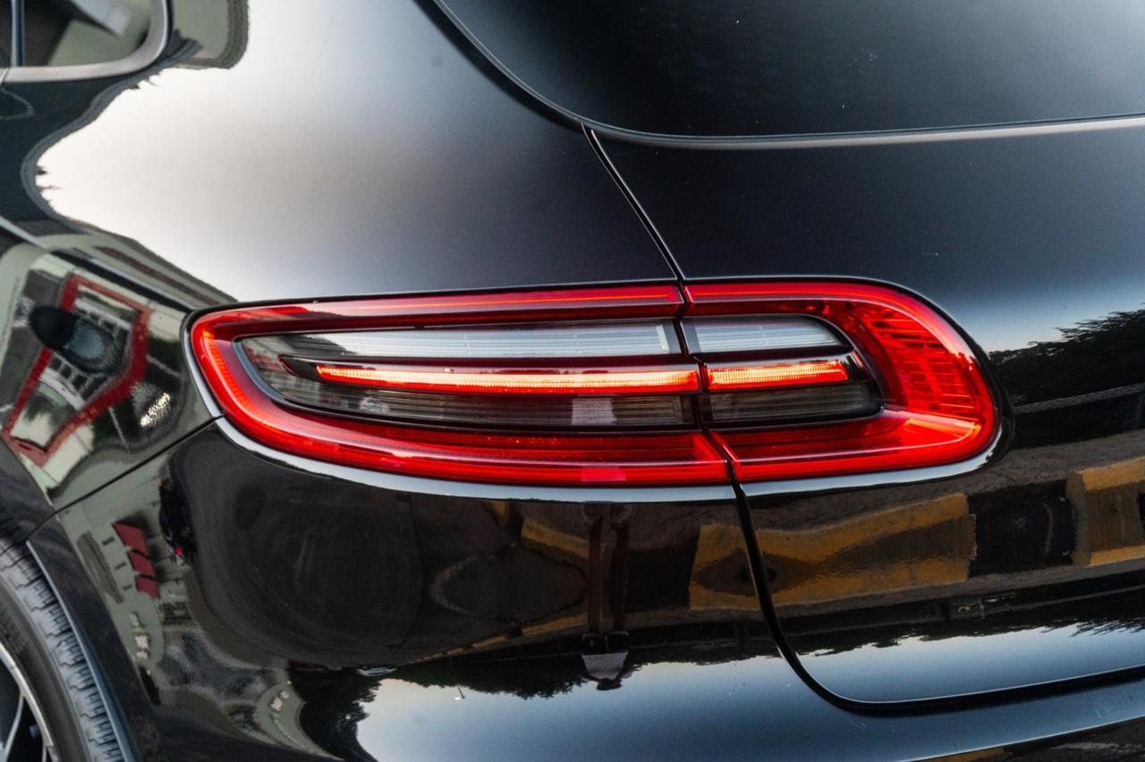 2018 Porsche Macan Sport Edition Yonkers NY