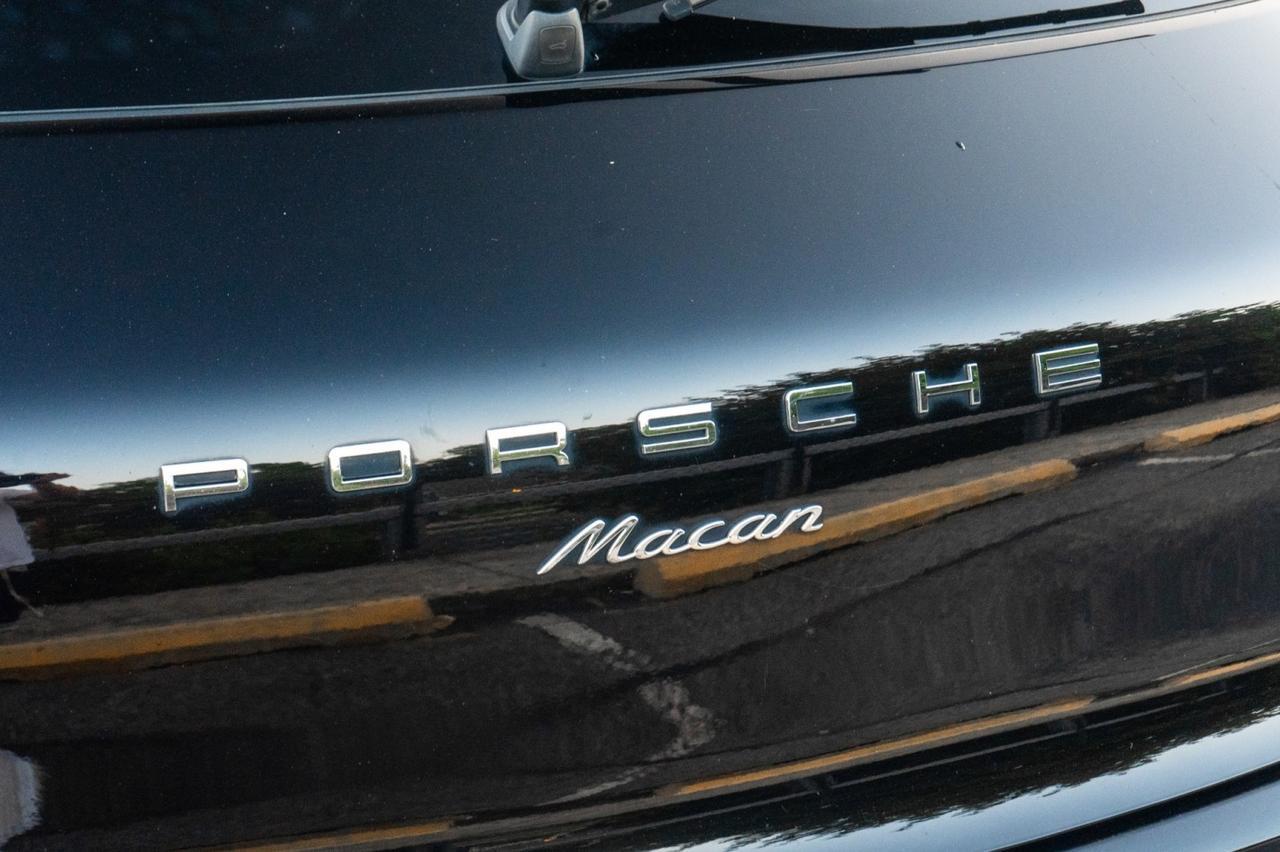 2018 Porsche Macan Sport Edition Yonkers NY