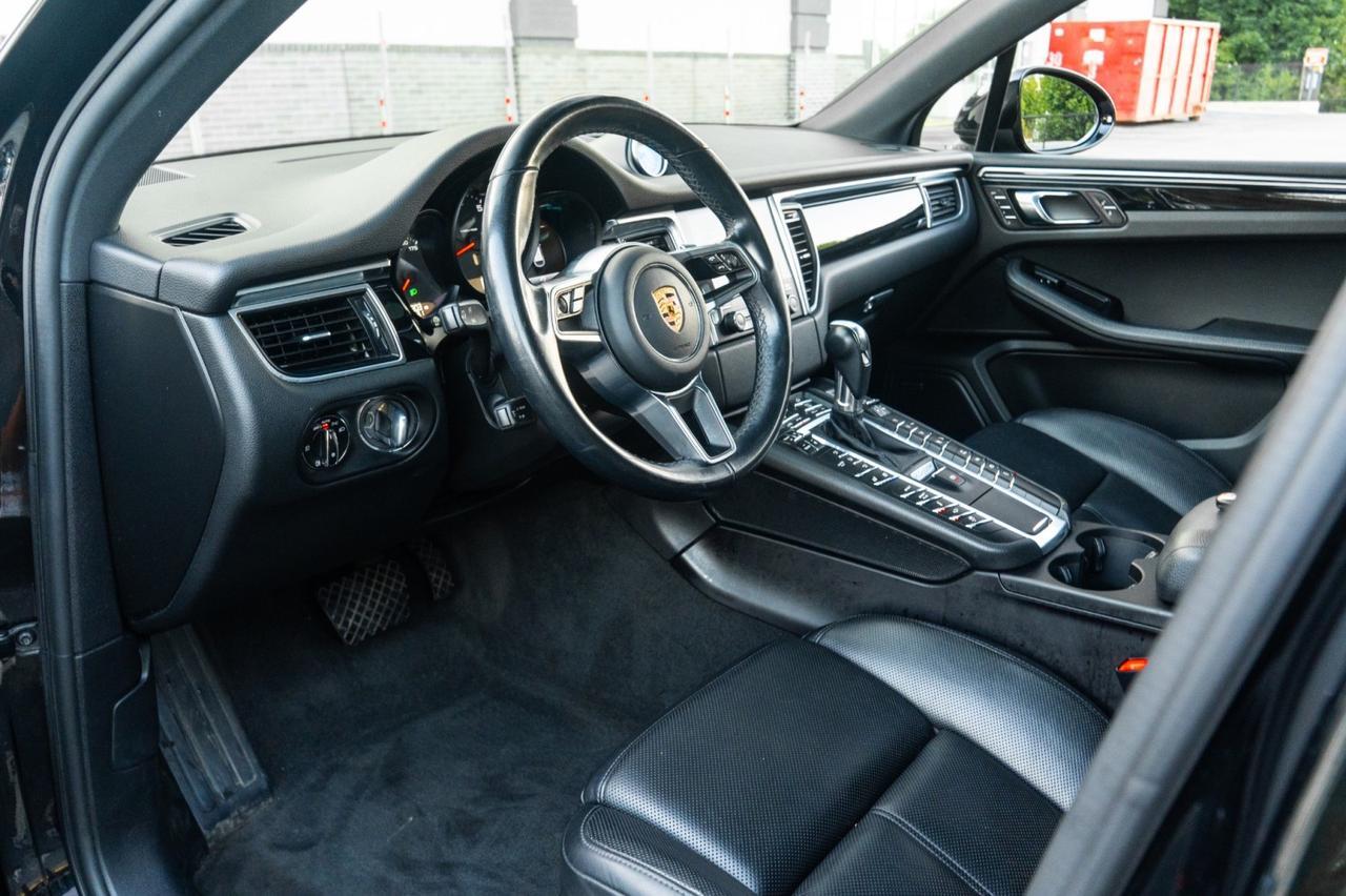 2018 Porsche Macan Sport Edition Yonkers NY