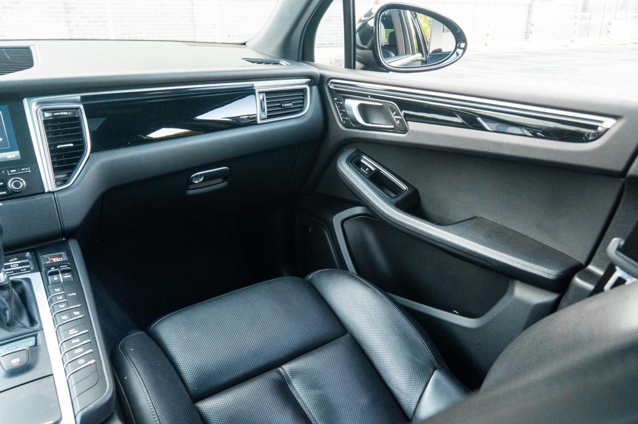 2018 Porsche Macan Sport Edition Yonkers NY