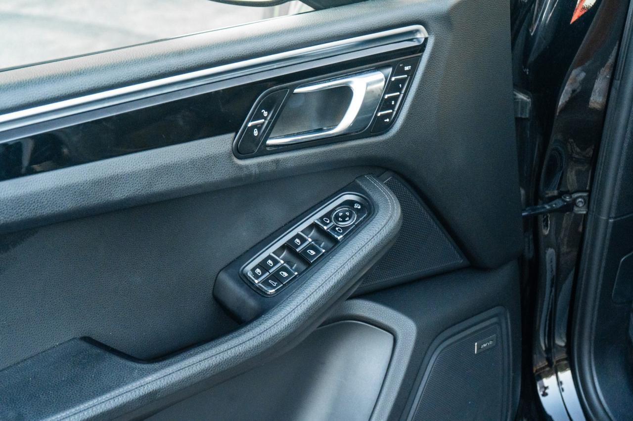 2018 Porsche Macan Sport Edition Yonkers NY