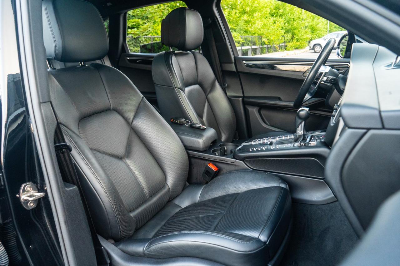 2018 Porsche Macan Sport Edition Yonkers NY
