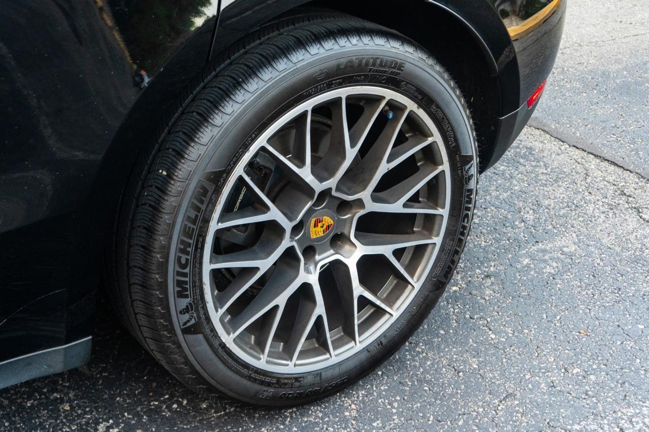 2018 Porsche Macan Sport Edition Yonkers NY