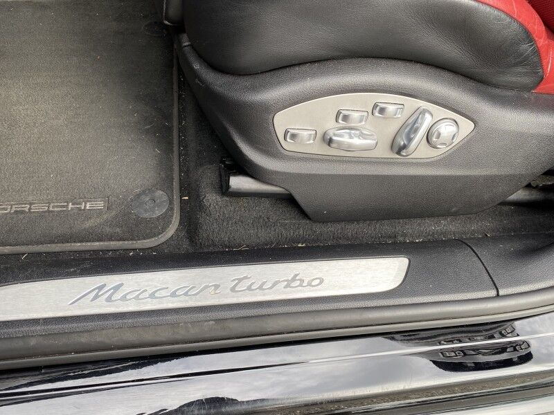 2018 Porsche Macan Turbo Bristol  PA