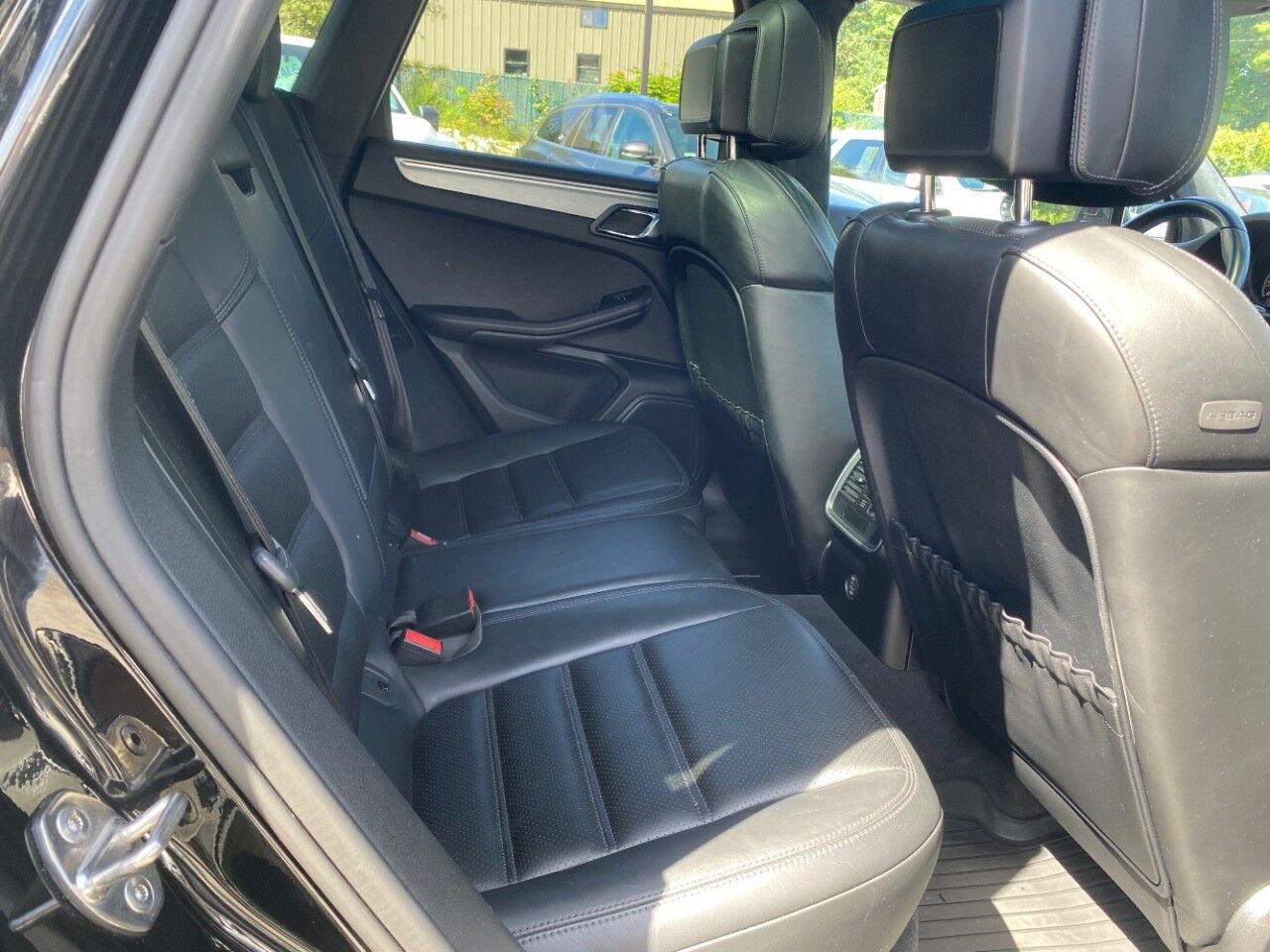 2018 Porsche Macan Turbo Charlton MA
