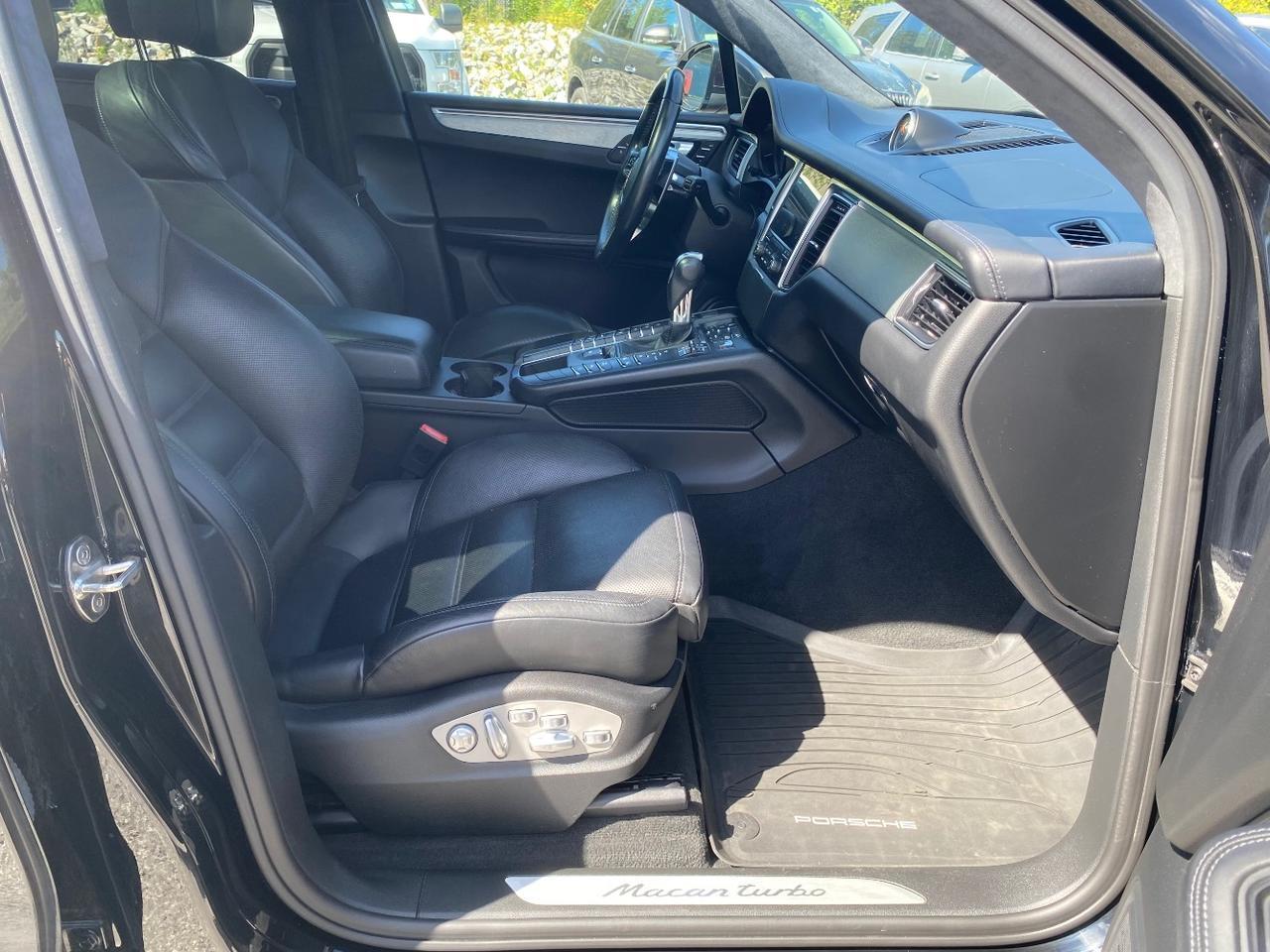 2018 Porsche Macan Turbo Charlton MA