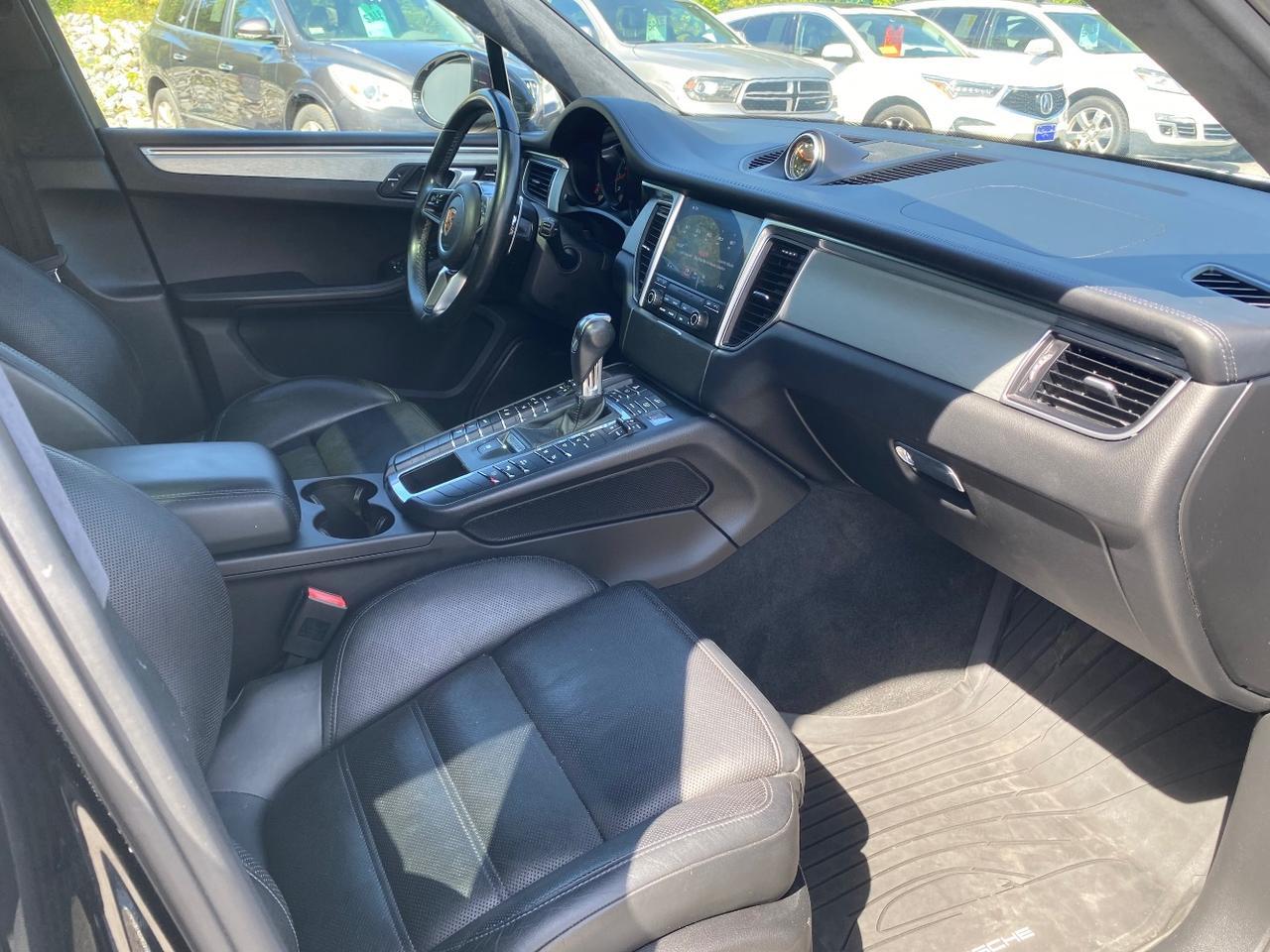 2018 Porsche Macan Turbo Charlton MA