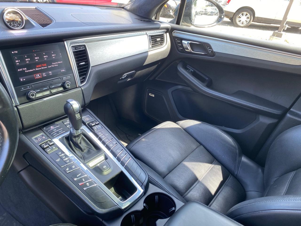 2018 Porsche Macan Turbo Charlton MA