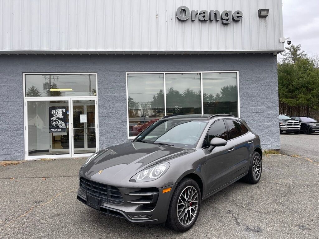 2018 Porsche Macan Turbo
